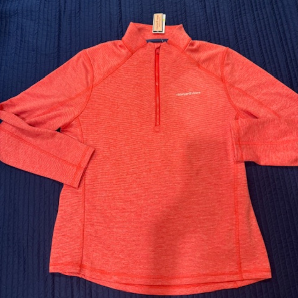 New With Tags Vineyard Vines Performance Quarter-Zip- Perfect For Holidays!